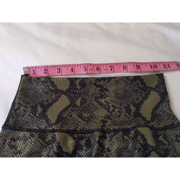 Buff Bunny Women's Small Elysium Animal Print Scales Shiny Compression Leggings - Picture 6 of 8